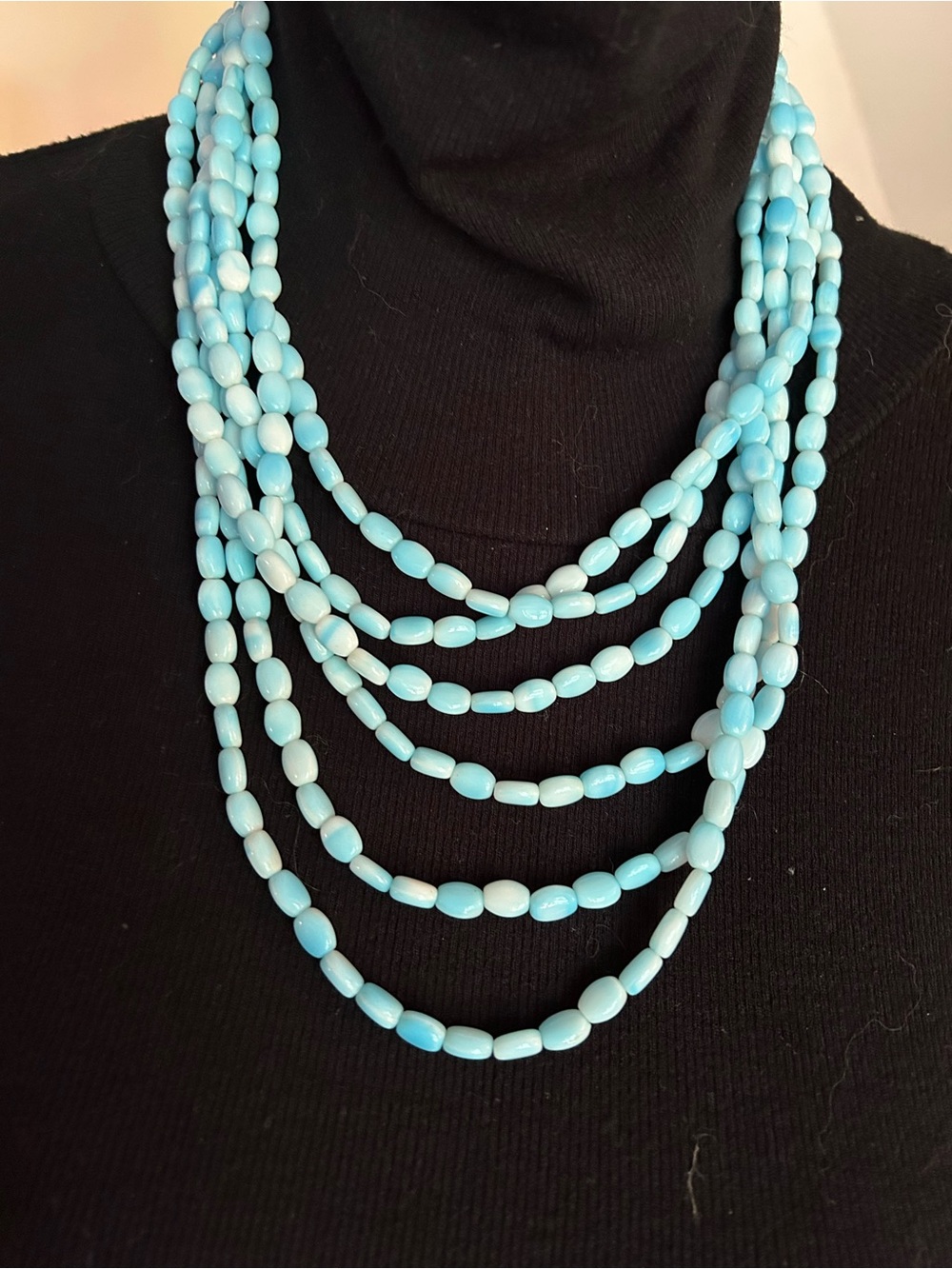 Vintage ‘60’s Glass Bead necklace